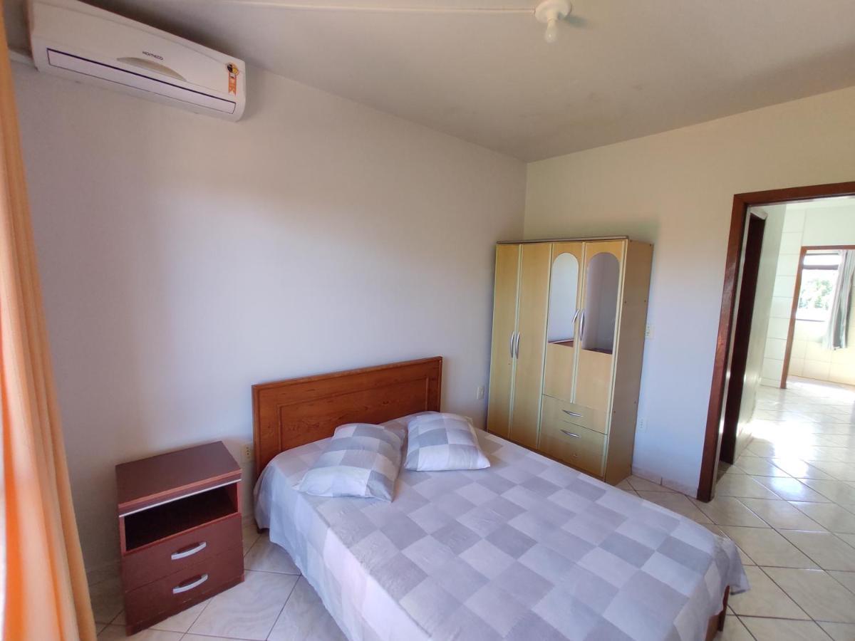 Ferienwohnung Residencial Medeiros Guarda do Embaú Exterior foto